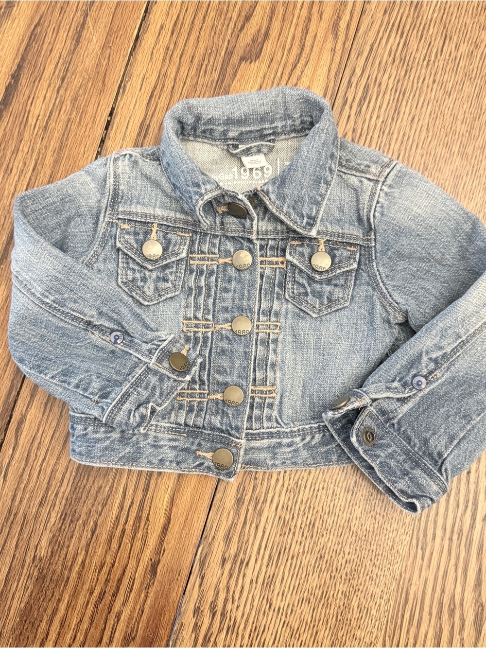 Baby GAP Jean jacket Sz 12-18mo. EUC.